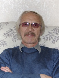Александр Емельянов