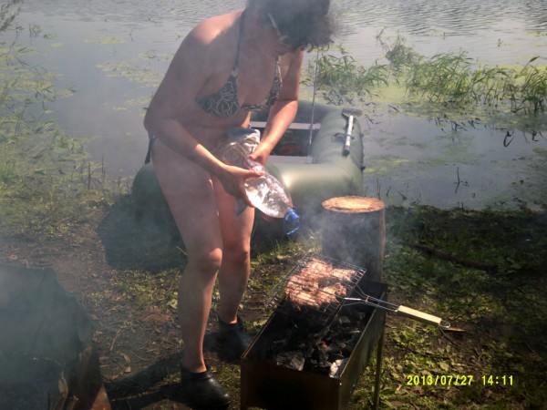 Шашлычок на природе. Таёжная речка Сеуль.